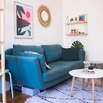 Charming Apartment Close To Republique