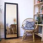 Charming Apartment Close To Republique